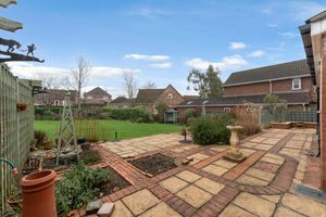 Photo 21- click for photo gallery